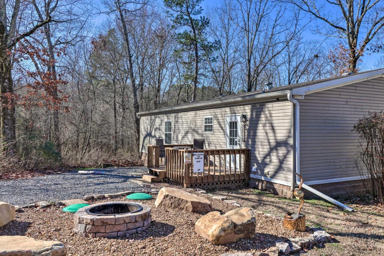 Lakefront Greers Ferry Cabin With Covered Boat Slip! Fairfield Bay Exterior photo